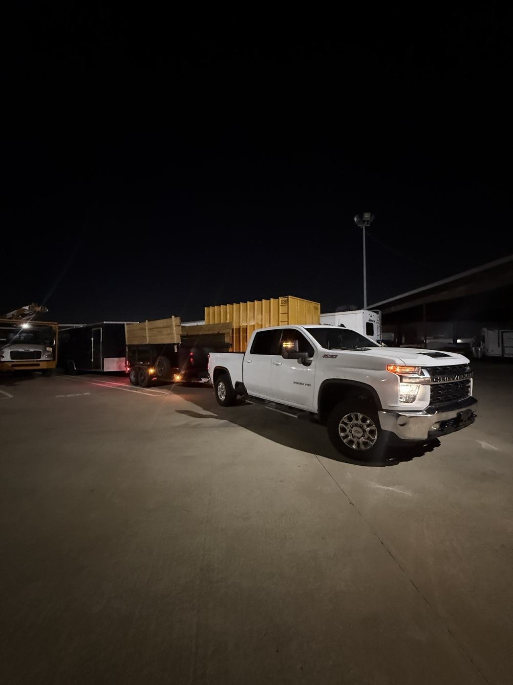 BlackJack Haul Off & Moving: Haul trailer and truck ready to roll
